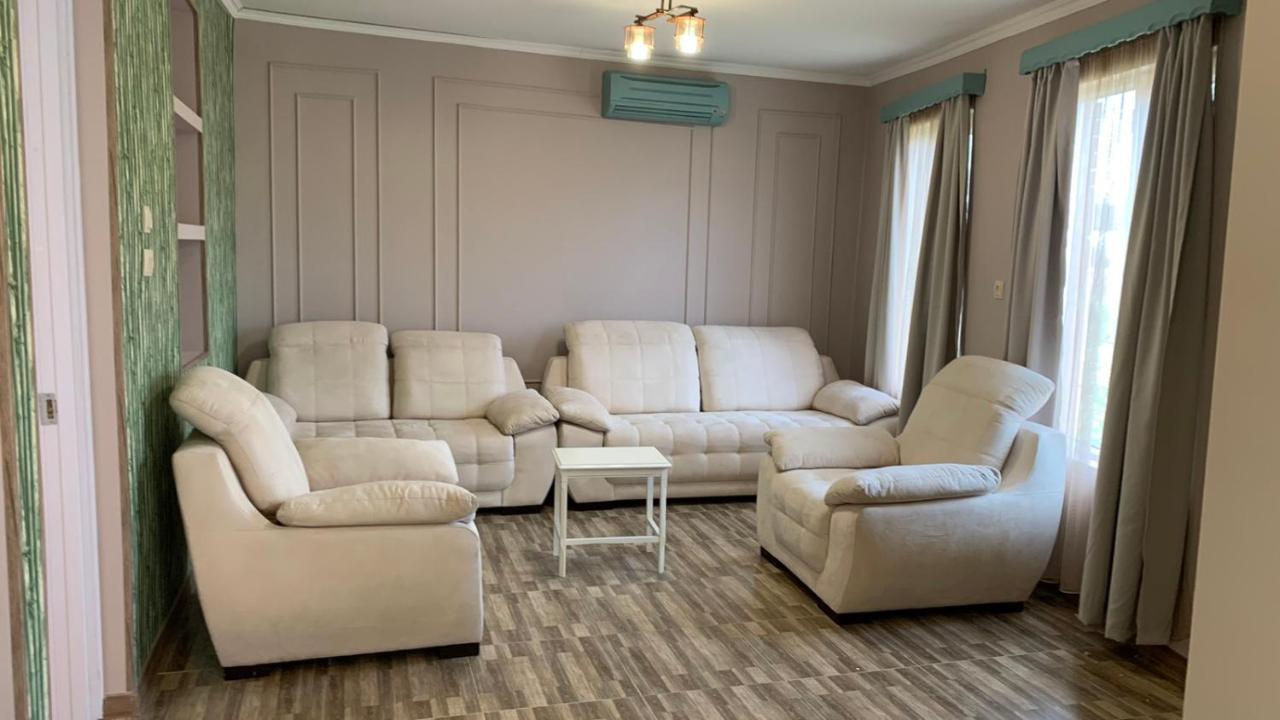 קוטאיסי Apartment Mari מראה חיצוני תמונה